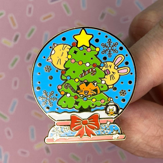 Snowglobe Christmas Enamel Pin